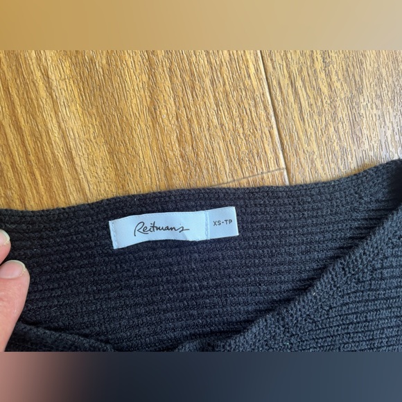 Reitmans oval neck sweater- size XS - Picture 3 of 8
